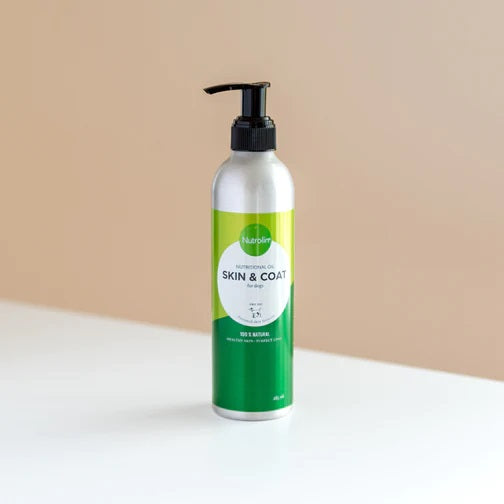 Nutrolin Skin & Coat pumppupullo koiralle